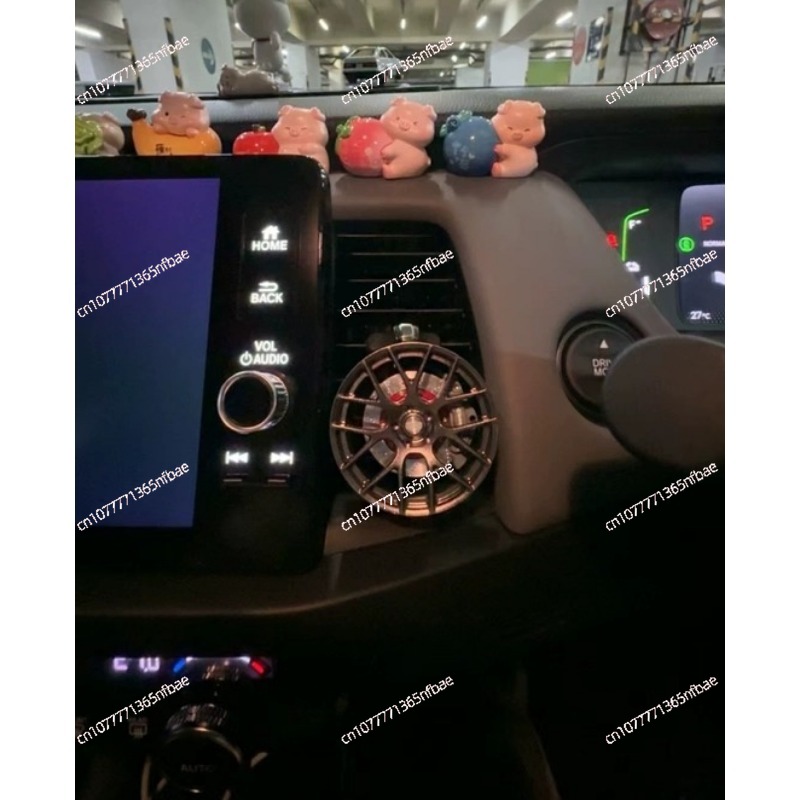Car Air Freshener - ที่ห้อยกระจังหน้ารถยนต์รุ่น TE37 รูปทรงล้อแม็กซ์ พร้อมน้ำหอมปรับอากาศแบบหมุนได้ ทำจากอะลูมิเนียมอัลลอย